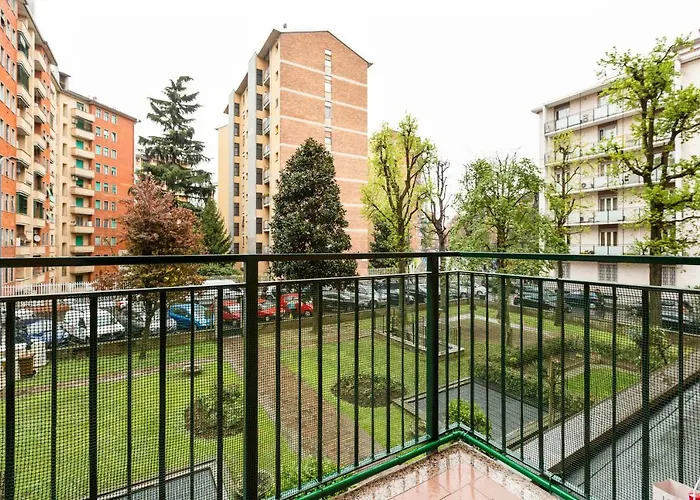 San Siro Stadium Garden Flat